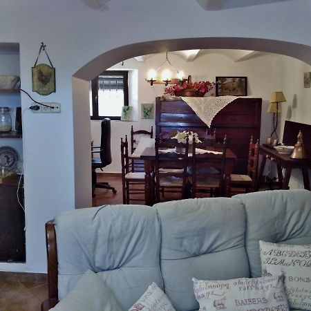 Casa Rural "Can Abres" Vilobi D'Onyar Girona Vilovi de Onar Exterior photo