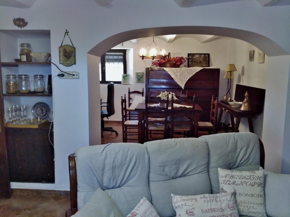 Casa Rural "Can Abres" Vilobi D'Onyar Girona Vilovi de Onar Exterior photo
